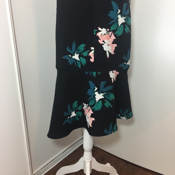 Who What Wear Floral Sheath Dress Asymmetrical J13 - Picture 6 of 7